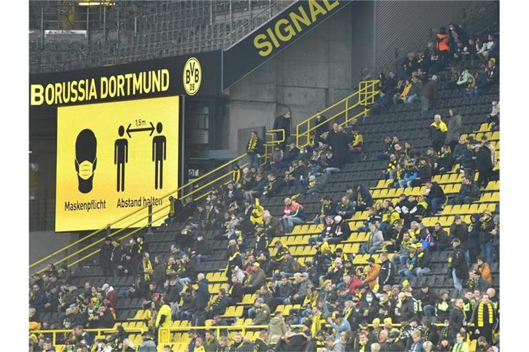 Borussia Dortmund storniert die Bayern-Tickets. Foto: Bernd Thissen/dpa