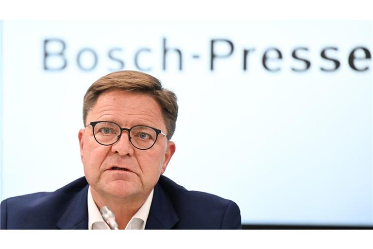 Bosch-Personalchef Stefan Grosch verkündete im Herbst einen großen Stellenabbau. In Reutlingen fällt er nun geringer aus als geplant.