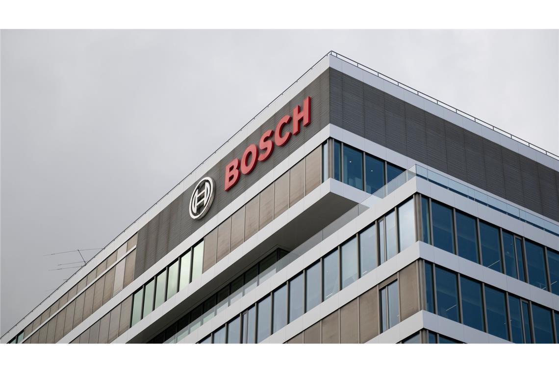 Bosch setzt künftig stärker auf einen rasant wachsenden Zukunftsmarkt: die Automatisierung und humanoide Robotik. (Archivbild)