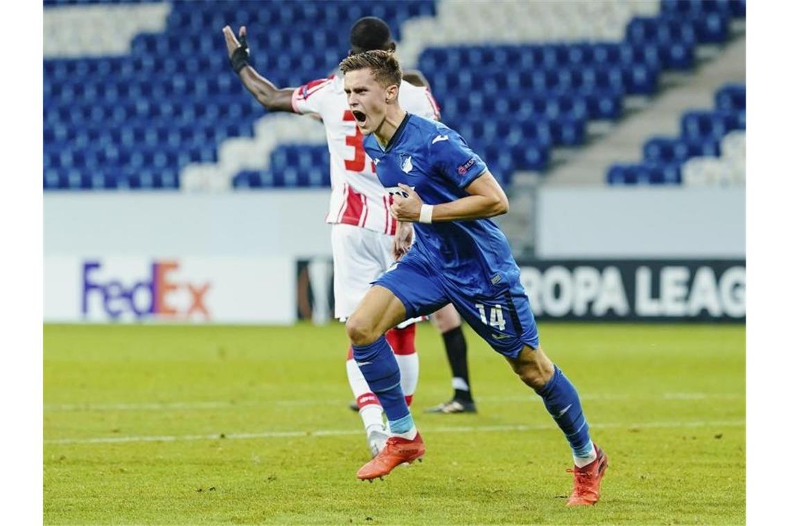 Jubel in Hoffenheim: Sieg gegen Roter Stern Belgrad Brachte Hoffenheim auf die Siegerstraße: Christoph Baumgartner. Foto: Uwe Anspach/dpa