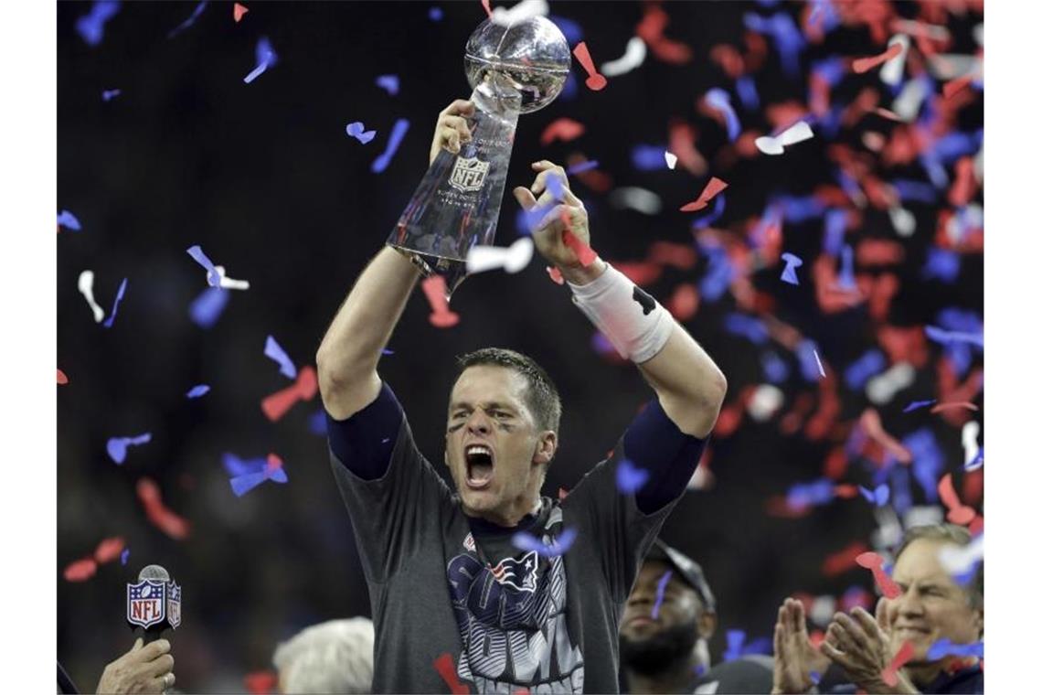 Brady holte sechs seiner sieben Super-Bowl-Ringe mit den New England Patriots. Foto: Darron Cummings/AP/dpa