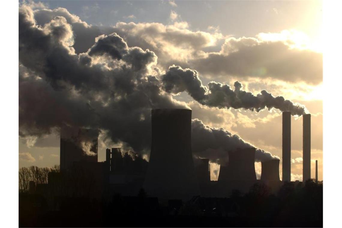 Branchenverbände kritisieren die Beschlüsse des Klimakabinetts als unausgewogen, ineffektiv und schädlich für den Standort Deutschland. Foto: Horst Ossinger/Symbol