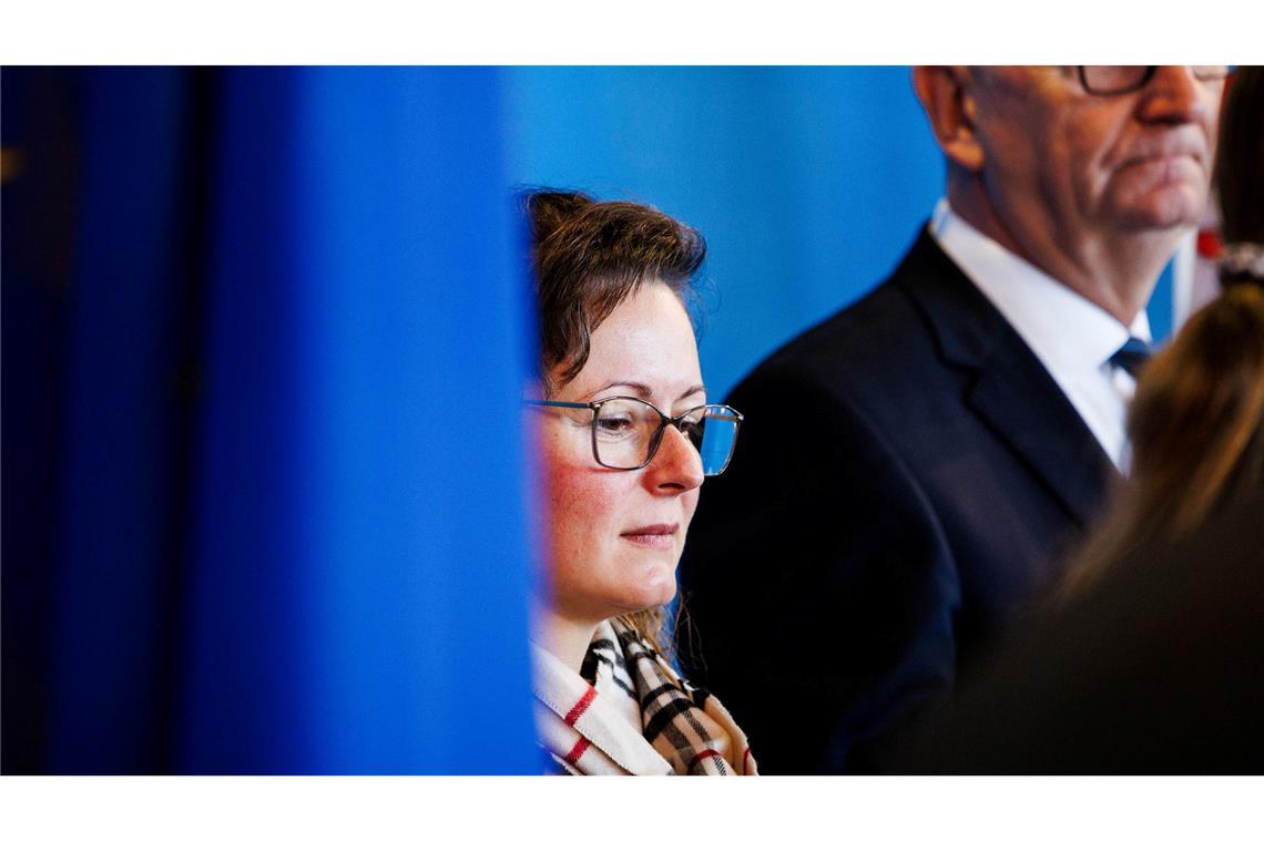 Vogelgrippe breitet sich aus – Stallpflicht greift Vogelgrippe breitet sich aus – Stallpflicht greift