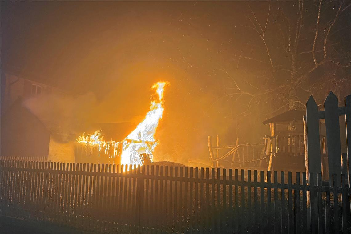 Brandstiftung im Großerlacher Teilort verursacht hohen Sachschaden. Foto: Kevin Dispan / Gemeinde Großerlach