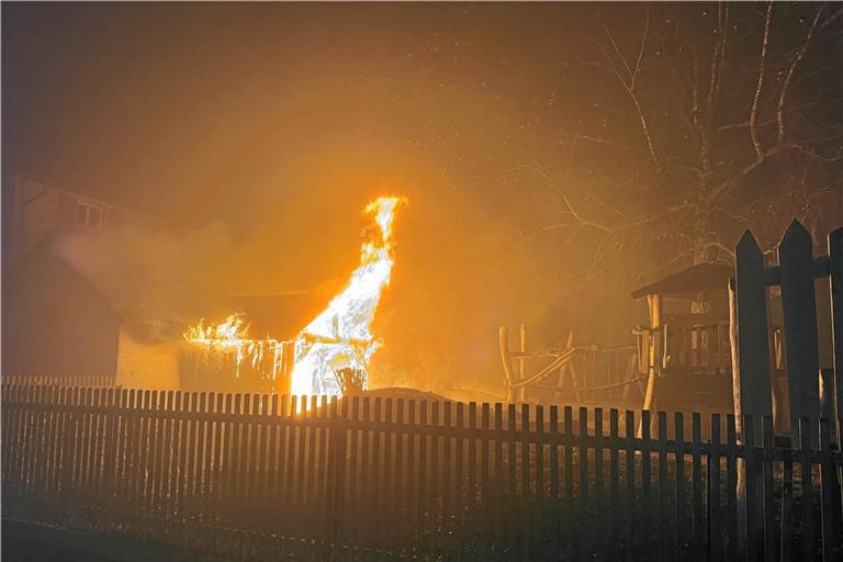 Brandstiftung im Großerlacher Teilort verursacht hohen Sachschaden. Foto: Kevin Dispan / Gemeinde Großerlach
