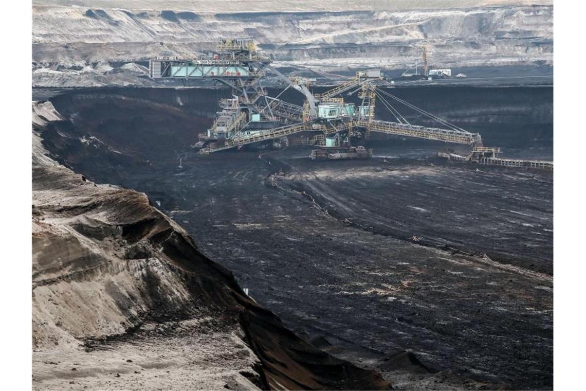 Braunkohle-Tagebau in Sachsen-Anhalt: Viele ohnehin arme Regionen Deutschlands werden vom Kohleausstieg schwer getroffen. Foto: Jan Woitas