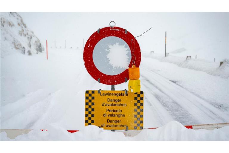 Brisante Lawinenlage in den Alpen: Bislang ist keine Entspannung in den nächsten Tagen in Sicht.