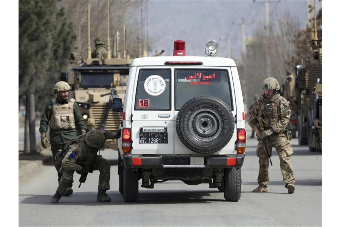 Britische Soldaten Anfang März bei einem Einsatz in Kabul. Foto: Rahmat Gul/AP/dpa