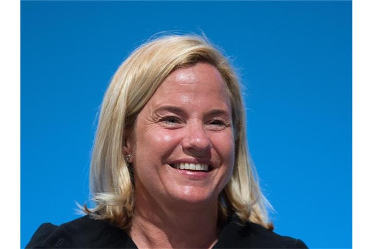 Britta Seeger, Vorstandsmitglied der Daimler Benz AG. Foto: Soeren Stache/Archivbild