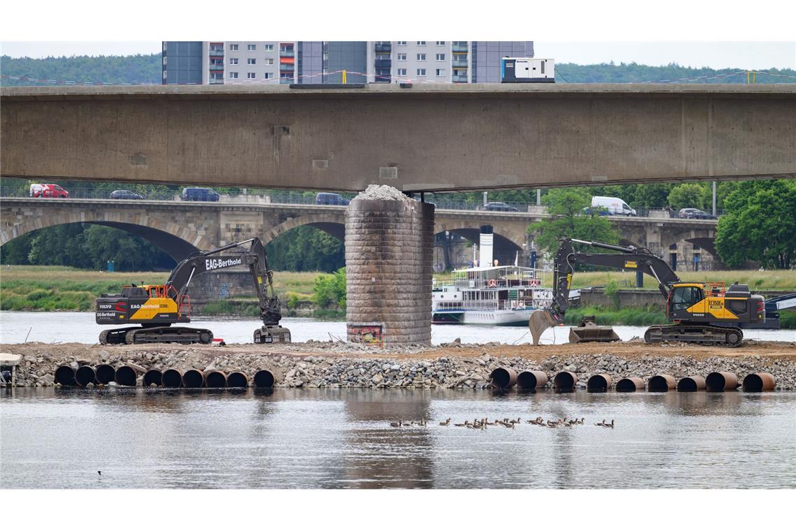 Klingbeil will Infrastrukturtopf im Juni auf den Weg bringen Brücken, Straßen, Energienetze: Die deutsche Infrastruktur soll mit Milliardenschulden modernisiert werden. (Archivbild)