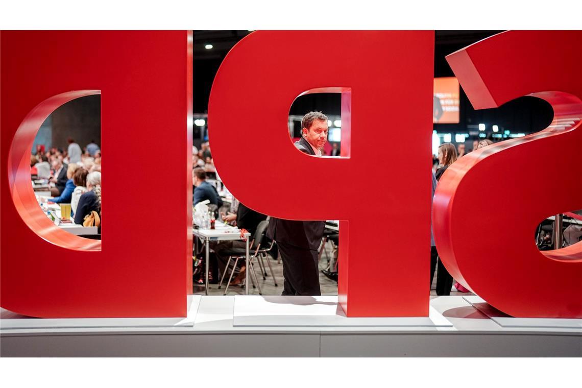 Bilder des Tages Bühne frei beim Bundesparteitag - SPD-Chef Klingbeil