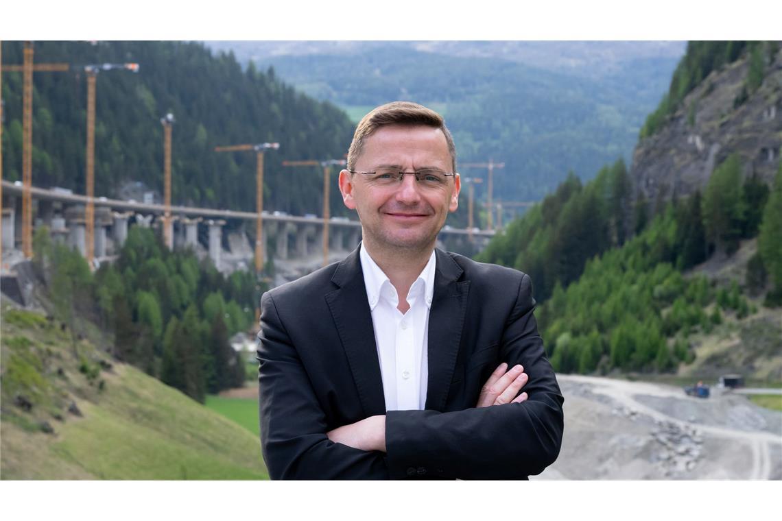 Bürgermeister Karl Mühlsteiger erhofft sich von der Demonstration ein europaweites Signal gegen die Verkehrsflut. (Archivbild)