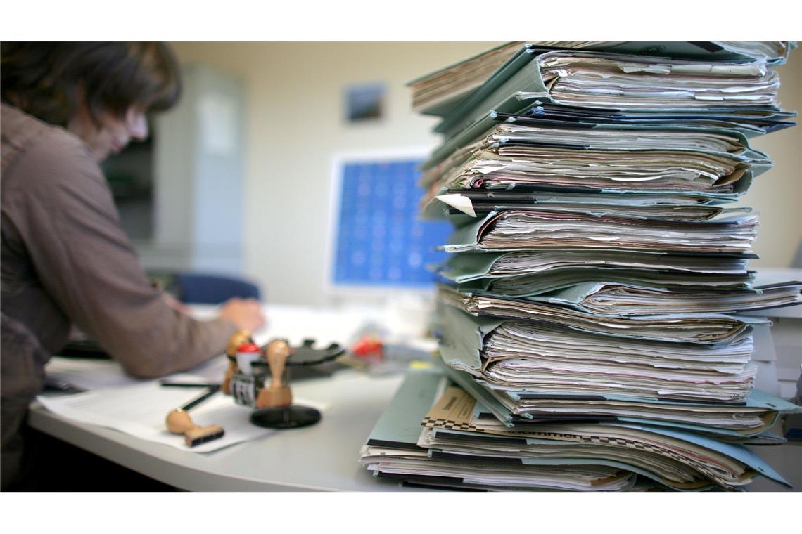 Bürokratie kostet Mittelstand 61 Milliarden Euro pro Jahr Bürokratie belastet viele Unternehmen in Deutschland schwer (Archivbild)