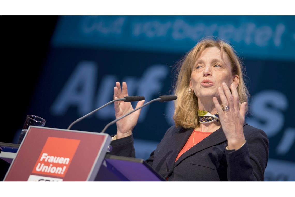 Gesundheitsministerin Warken neue Chefin der Frauen-Union Bundesfamilienministerin Karin Prien beklagt einen Mangel an weiblichen Führungspersonen in der CDU.