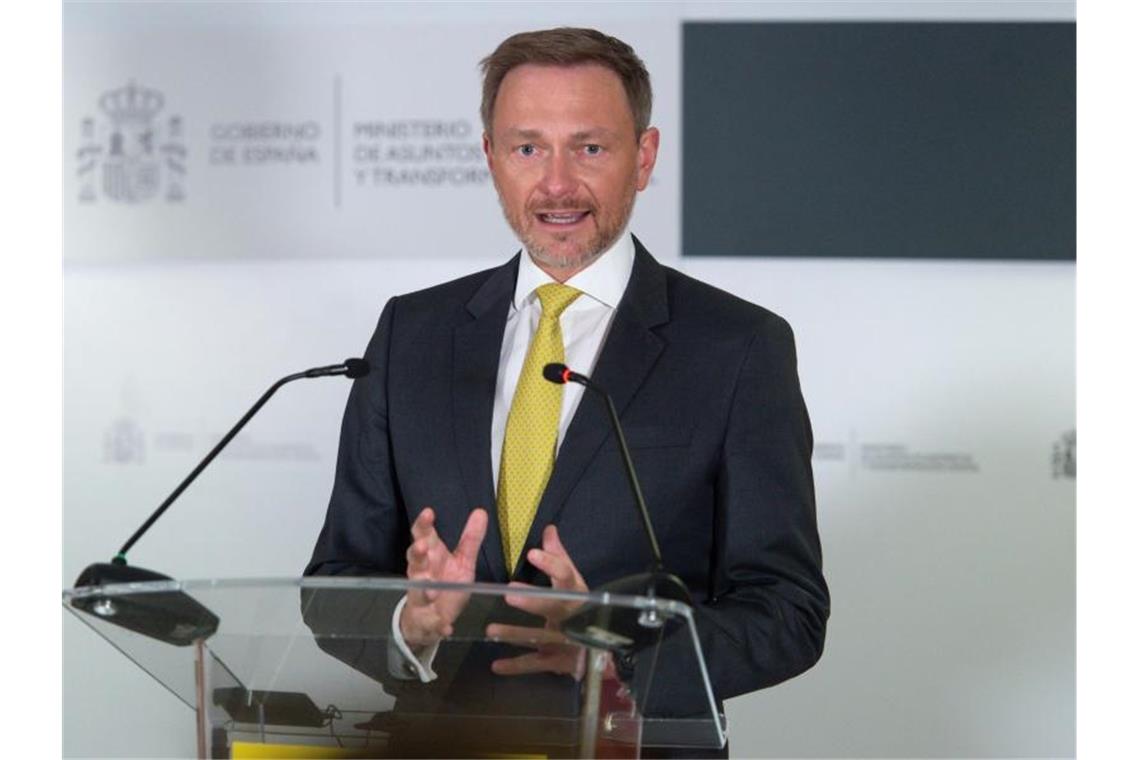 Lindners Etatplan: 2023 noch 7,5 Milliarden Euro Schulden Bundesfinanzminister Christian Lindner will mit allen Mitteln 2023 wieder die Schuldenbremse einhalten. Foto: Gustavo Valiente/EUROPA PRESS/dpa