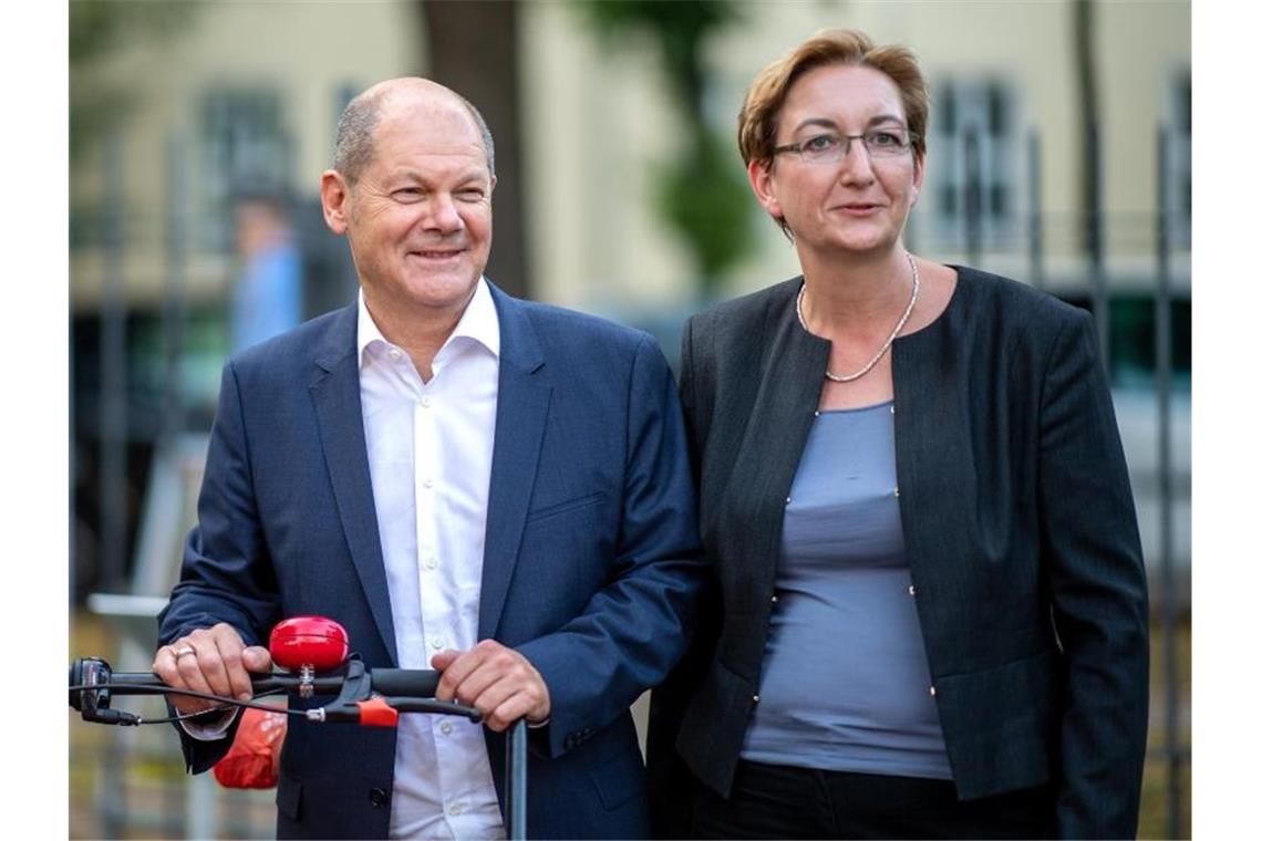 Bundesfinanzminister Olaf Scholz (SPD) und Klara Geywitz, SPD-Landtagsabgeordnete in Brandenburg. Foto: Monika Skolimowska