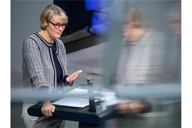 Bundesforschungsministerin Anja Karliczek: „Stehe mit ganzer Kraft für eine grüne Energieversorgung ein.“. Foto: Bernd von Jutrczenka/dpa