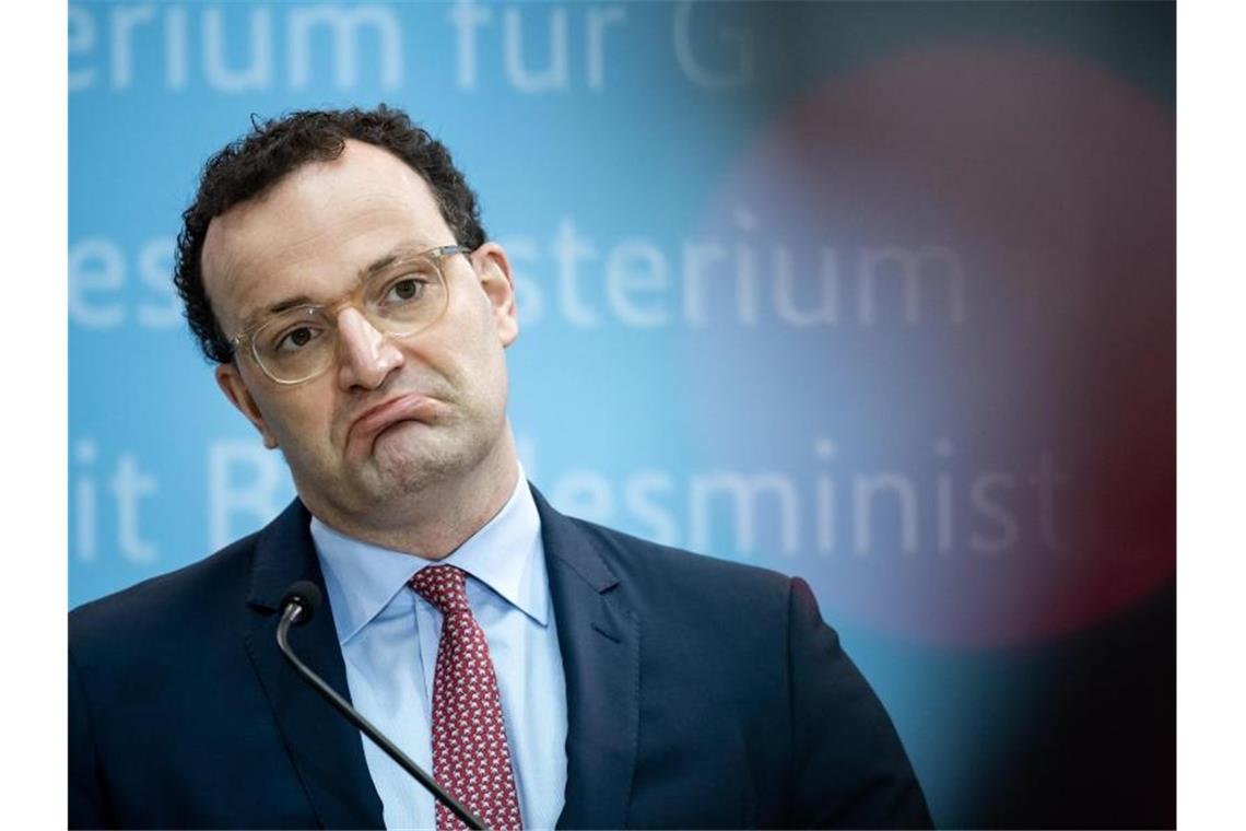 Bundesgesundheitsminister Jens Spahn wird von verschiedenen Seiten scharf kritisiert. Foto: Bernd von Jutrczenka/dpa