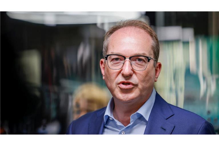 Bundesinnenminister Alexander Dobrindt (CSU) will mit Amtskollegen aus mehreren Nachbarstaaten über das Gemeinsame Europäische Asylsystem (GEAS) sprechen.