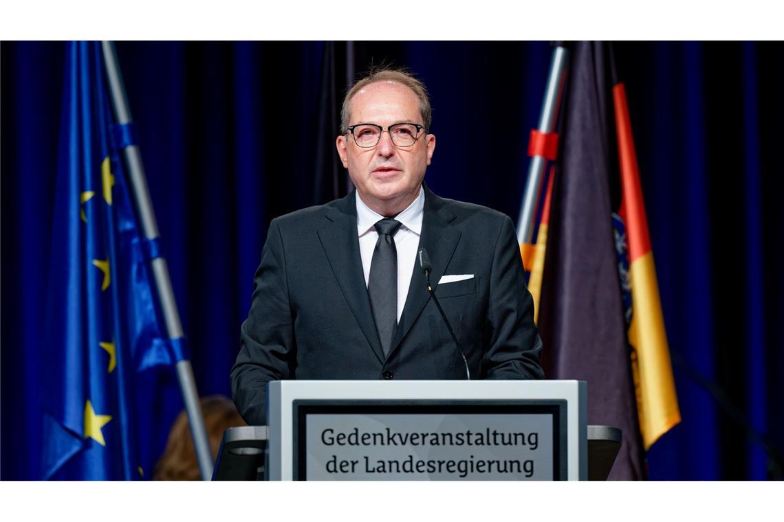 Bundesinnenminister Alexander Dobrindt sprach von einer schrecklichen Tat.