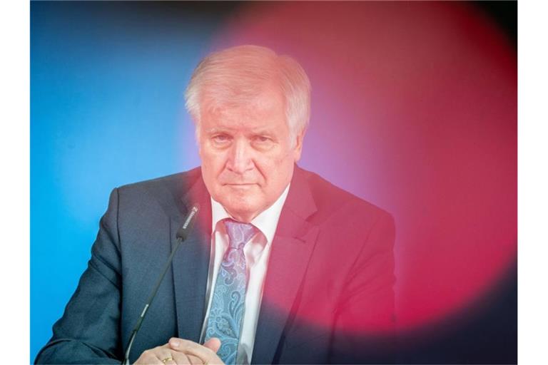 Bundesinnenminister Horst Seehofer trifft die Innenminister der Union in Dresden. Foto: Kay Nietfeld