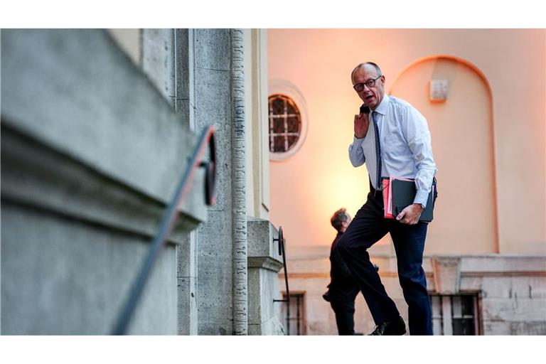 Bundeskanzler Friedrich Merz (CDU) sagt, Schnieder gehe es besser.