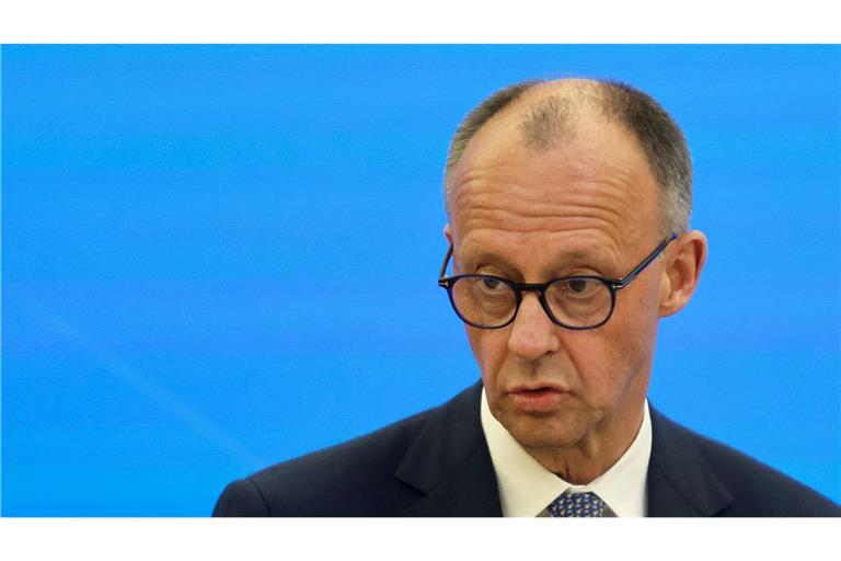 Bundeskanzler Friedrich Merz kritisiert AfD-Verhalten bei Weltkriegsgedenken (Archivbild).