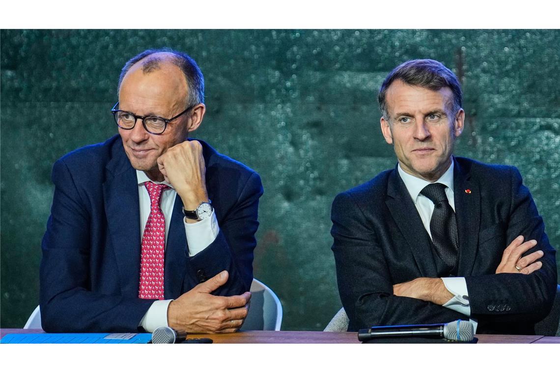 Bundeskanzler Friedrich Merz (l, CDU) und der französische Präsident Emmanuel Macron.