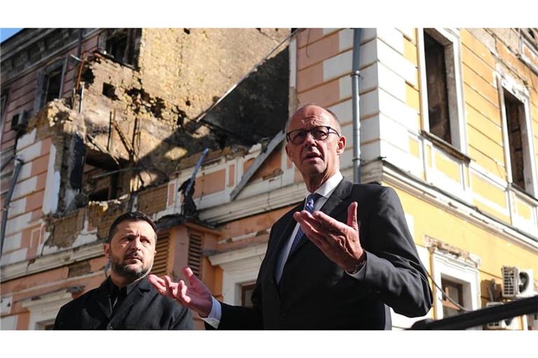Bundeskanzler Friedrich Merz (r.) bei seinem jüngsten Besuch in Kiew, hier mit dem ukrainischen Präsidenten Wolodymyr Selenskyj.