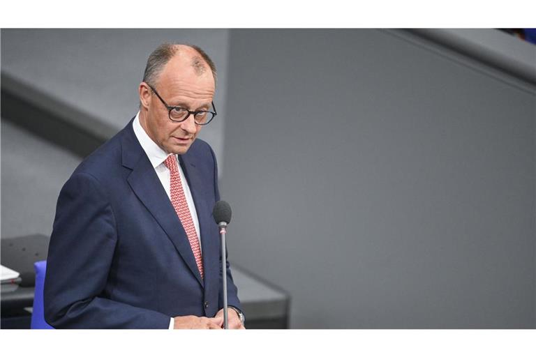 Bundeskanzler Friedrich Merz will einen Stahlgipfel prüfen.