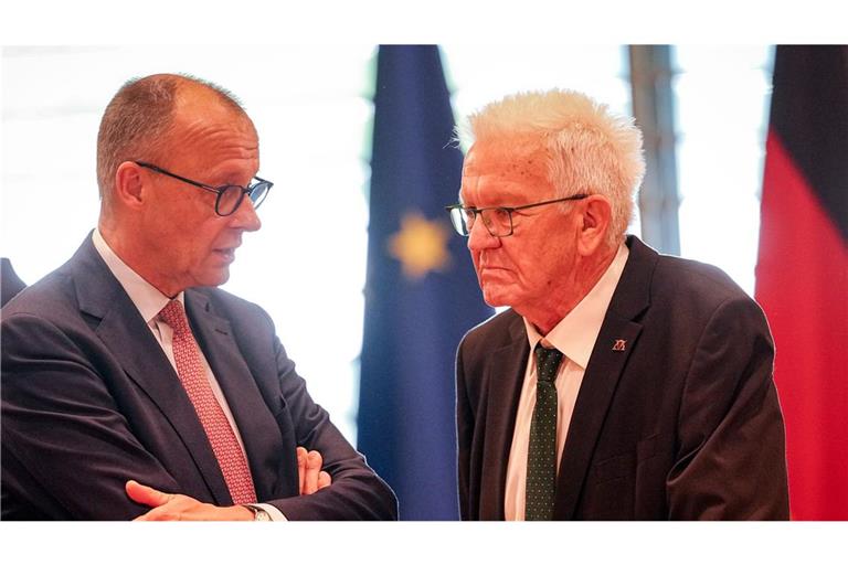 Bundeskanzler Friedrich Merz wird auch Ministerpräsident Winfried Kretschmann treffen. (Archivbild)