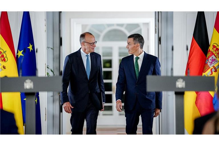 Bundeskanzler Merz betont bei seinem Antrittsbesuch in Madrid, dass Deutschland an der Seite Israels stehe.