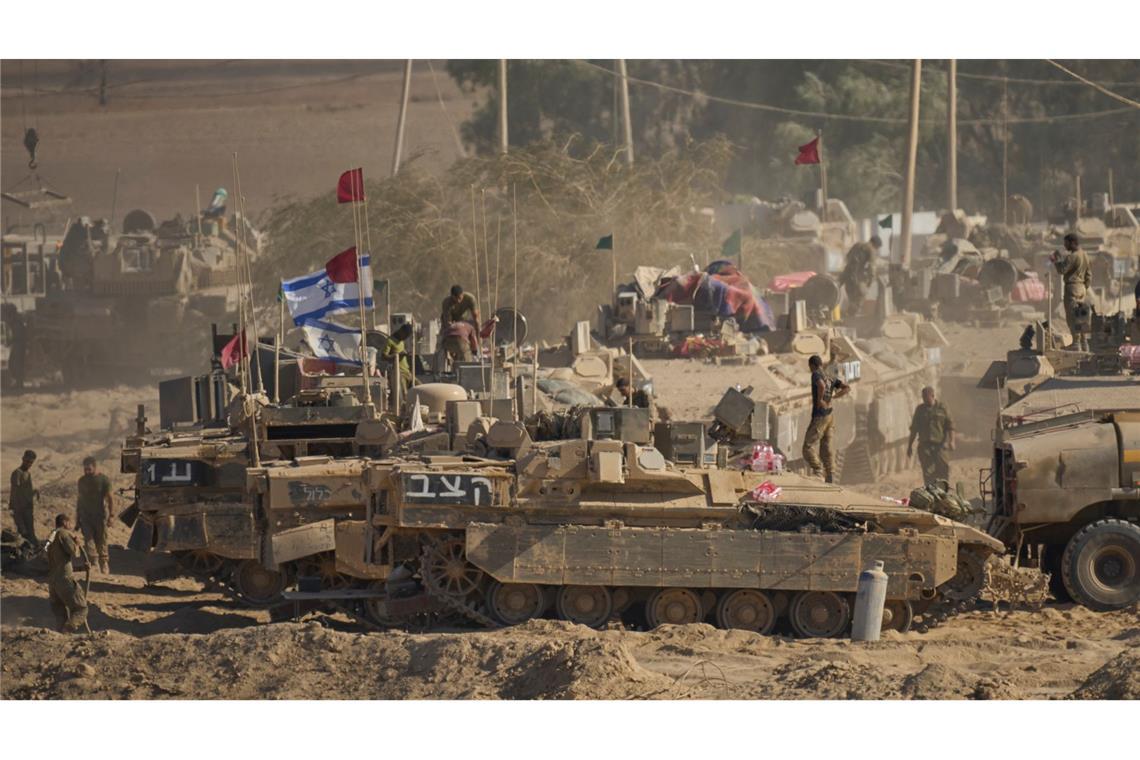 Bundeskanzler Merz erläutert in Sechs-Punkte-Papier seine Gründe für einen teilweisen Rüstungsexportstopp nach Israel.