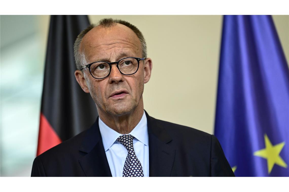 Bundeskanzler Merz hält den Verzicht auf einen Waffenstillstand in der Ukraine unter bestimmten Bedingungen für vertretbar. (Archivbild)