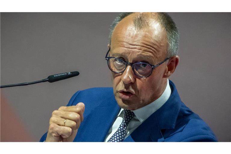Bundeskanzler Merz zeigt sich mit Blick auf den Zollstreit mit den USA „verhalten optimistisch“.