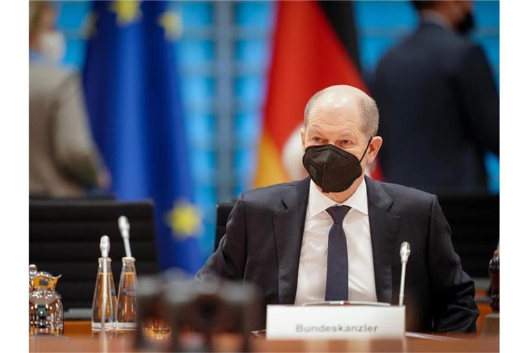 Bundeskanzler Olaf Scholz reist zum Antrittsbesuch in die USA. Foto: Kay Nietfeld/dpa-Pool/dpa