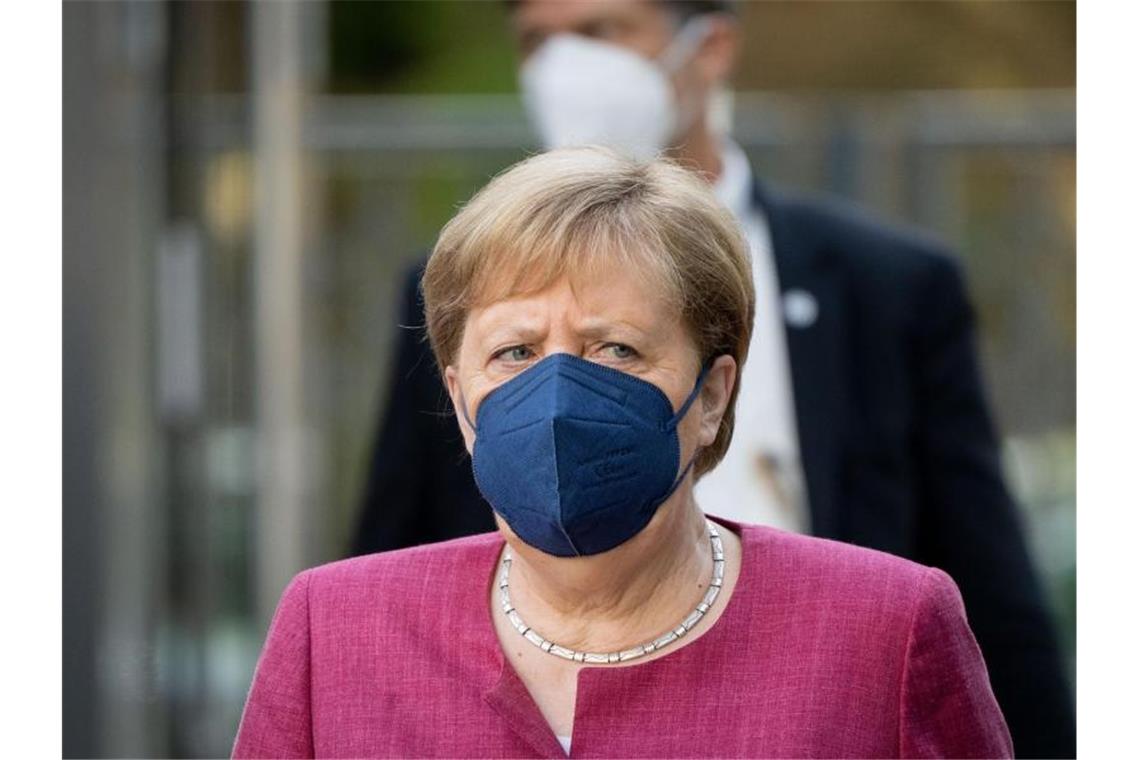 Merkel: Deutschland ist in einem Epochenwechsel Bundeskanzlerin Angela Merkel bei der Klausur der Spitzen von CDU und CSU in Berlin. Foto: Kay Nietfeld/dpa