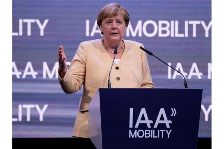 Bundeskanzlerin Angela Merkel (CDU) eröffnet die Internationale Automobilausstellung IAA Mobility in München. Foto: Sven Hoppe/dpa