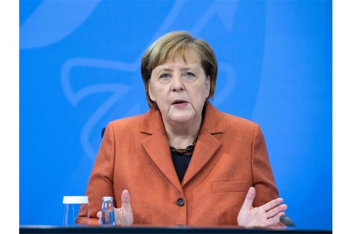 Bundeskanzlerin Angela Merkel nach der Schaltkonferenz mit den Ministerpräsidenten der Länder. Foto: Bernd von Jutrczenka/dpa-Pool/dpa
