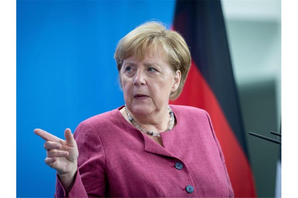 Evakuierung aus Kabul läuft - Luftbrücke geplant Bundeskanzlerin Merkel: „Bevor man über Kontingente spricht, muss man erst mal über sichere Möglichkeiten für Flüchtlinge in der Nachbarschaft von Afghanistan reden.“. Foto: Kay Nietfeld/dpa POOL/dpa