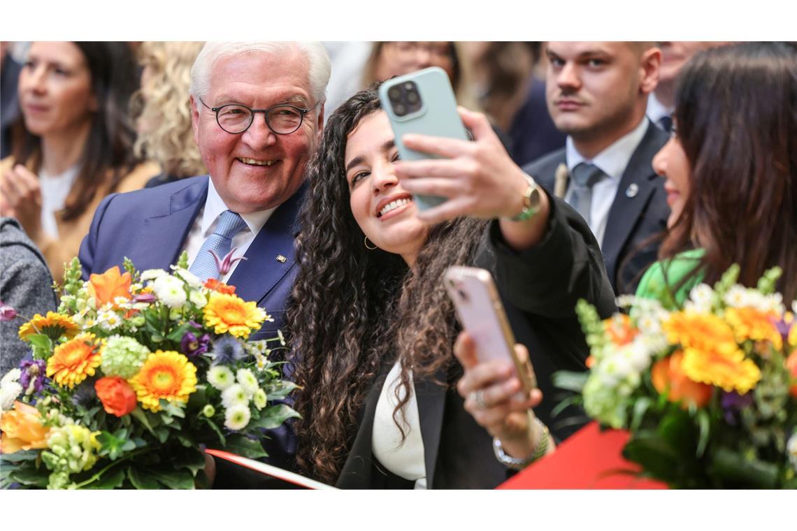 Bundespräsident Frank-Walter Steinmeier nahm im April 2025 an einer Einbürgerungsfeier in Köln teil. (Archivfoto)