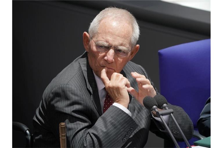 Bundestagspräsident Wolfgang schäuble vermisst bei der großen Koalition ein „Ringen um Alternativen“ zum Rechtspopulismus der AfD. Foto: Michael Kappeler/dpa