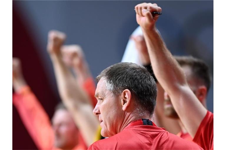 Bundestrainer Gislason zeigt sich zuversichtlich. Foto: Swen Pförtner/dpa/Archivbild