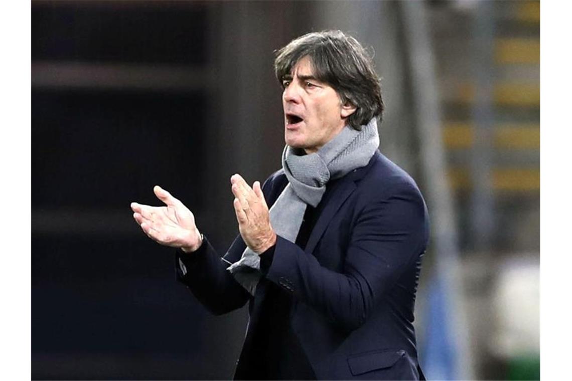 Deutschland könnte in A-Liga der Nations League bleiben Bundestrainer Joachim Löw ist mit dem DFB-Team aus der Nations Leage ausgeschieden. Foto: Christian Charisius