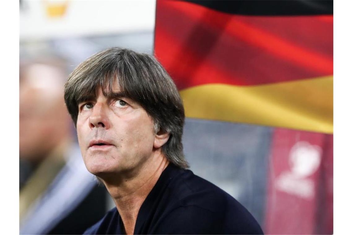 Bundestrainer Joachim Löw startet mit der Nationalmannschaft im September wieder. Foto: Christian Charisius/dpa