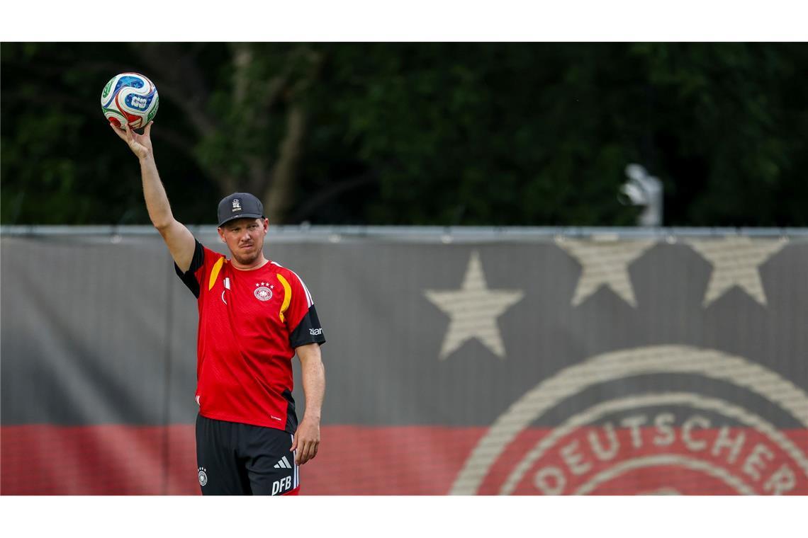 Bundestrainer Julian Nagelsmann trägt die Last der WM-Verantwortung.