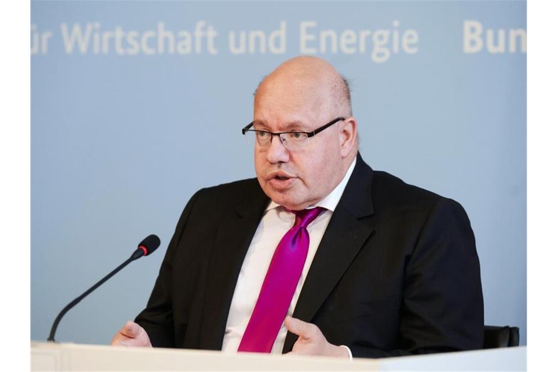 Altmaier rechnet mit neuem Wirtschaftswachstum im Herbst Bundeswirtschaftsminister Peter Altmaier geht davon aus, dass der Abschwung im Herbst gestoppt wird. Foto: Annette Riedl/dpa