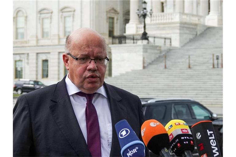 Bundeswirtschaftsminister Peter Altmaier nach einem Treffen mit dem US-Handelsbeauftragten Lighthizer. Foto: Andreas Hoenig