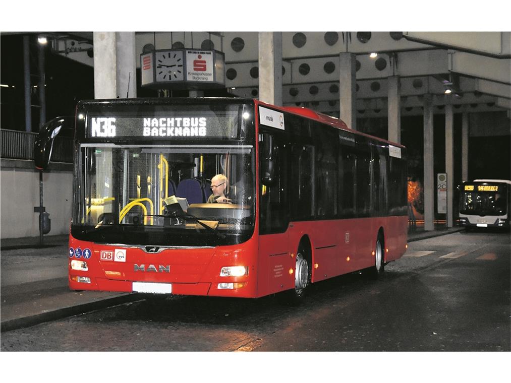 Nachtschwärmer nutzen neue Buslinien
