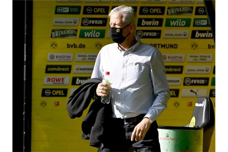 BVB-Coach Lucien Favre hatte mit seinen Äußerungen für Wirbel gesorgt. Foto: Federico Gambarini/dpa-Pool/dpa